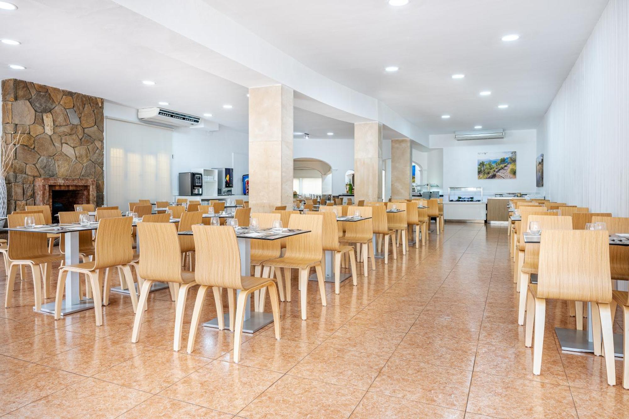 Globales Simar Hotel Cala de Sant Vicenc Kültér fotó