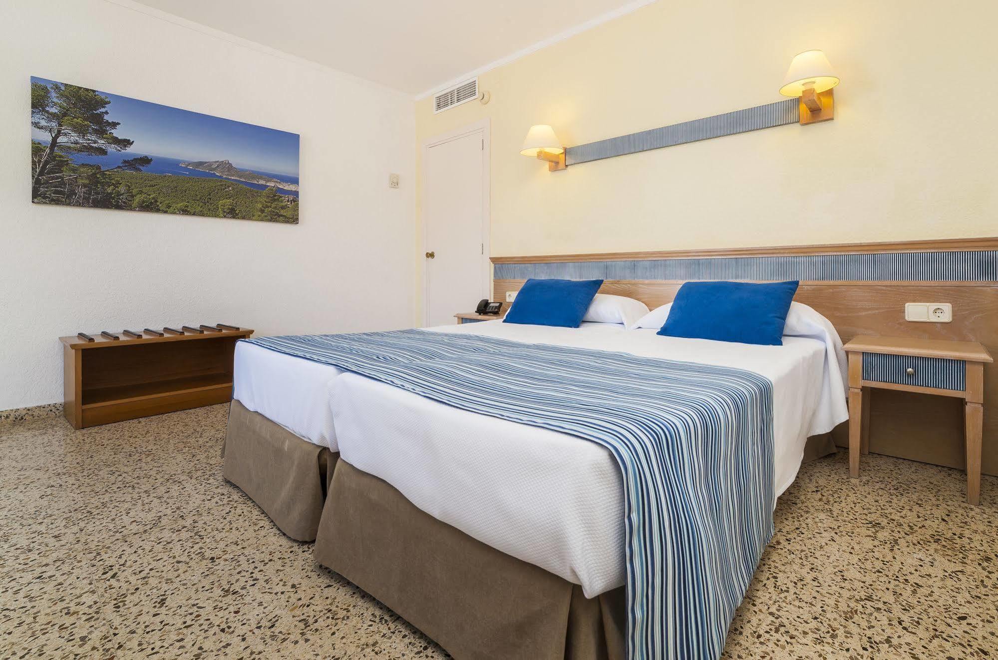 Globales Simar Hotel Cala de Sant Vicenc Kültér fotó