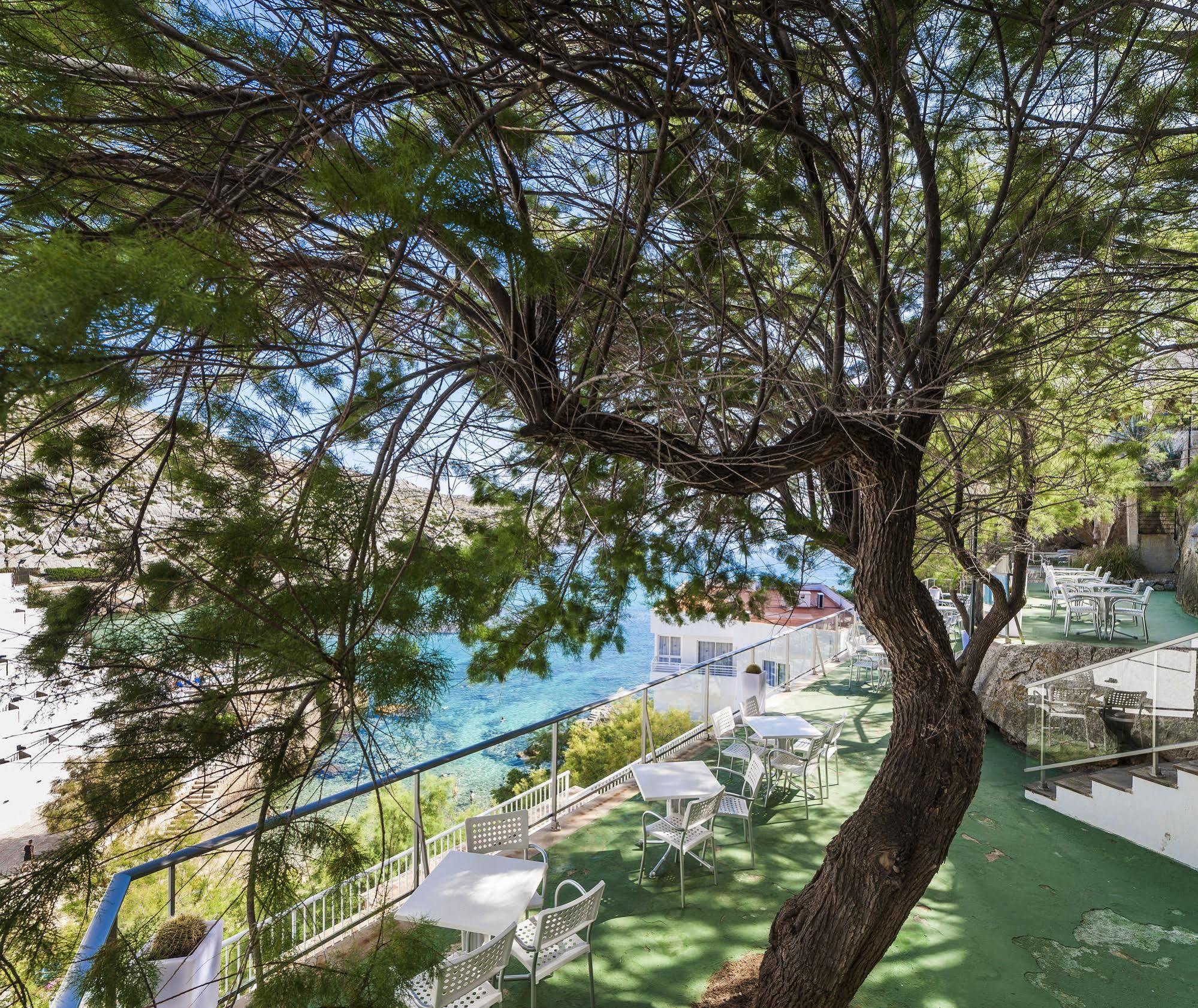 Globales Simar Hotel Cala de Sant Vicenc Kültér fotó