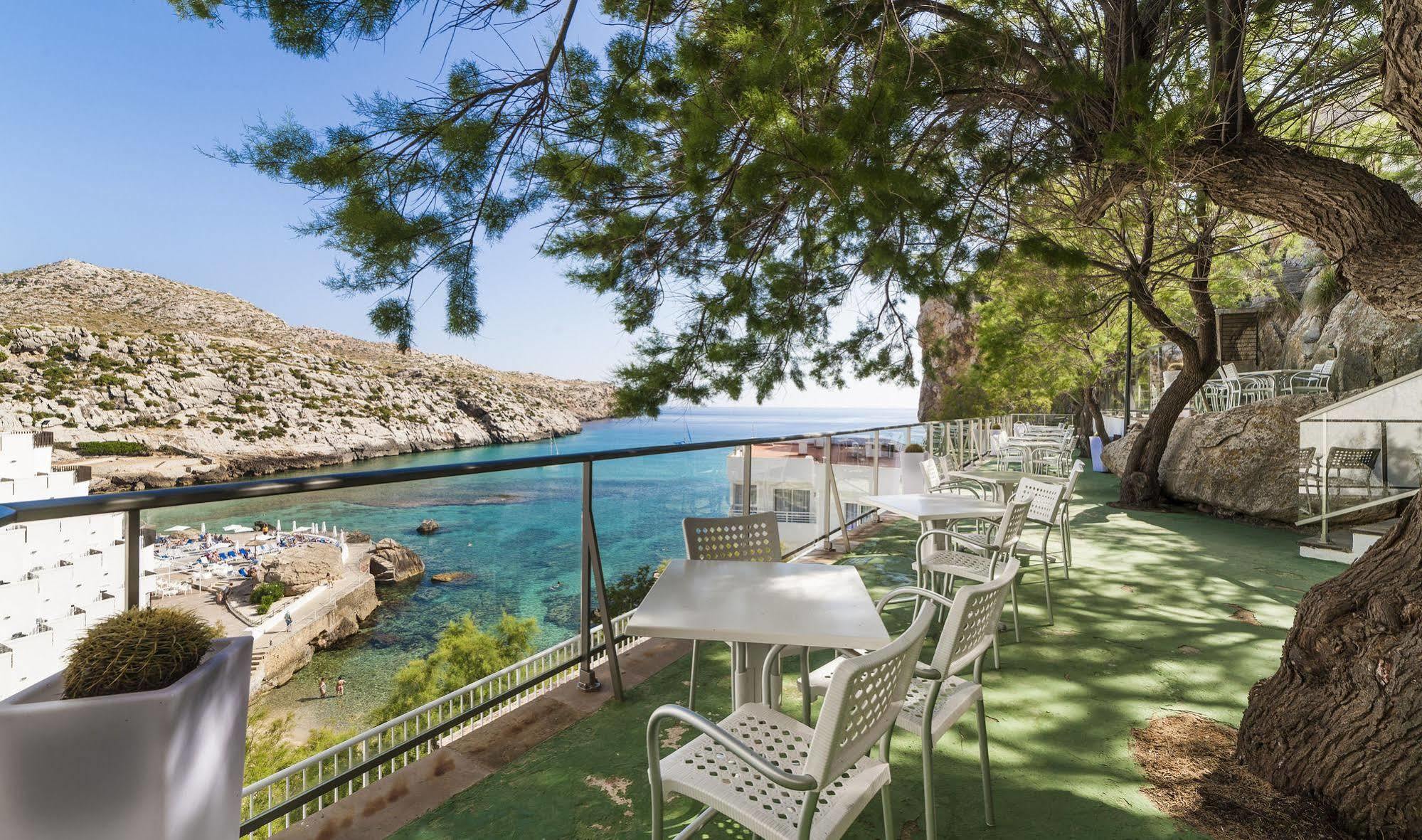 Globales Simar Hotel Cala de Sant Vicenc Kültér fotó